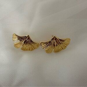 Gold Leaf Earrings